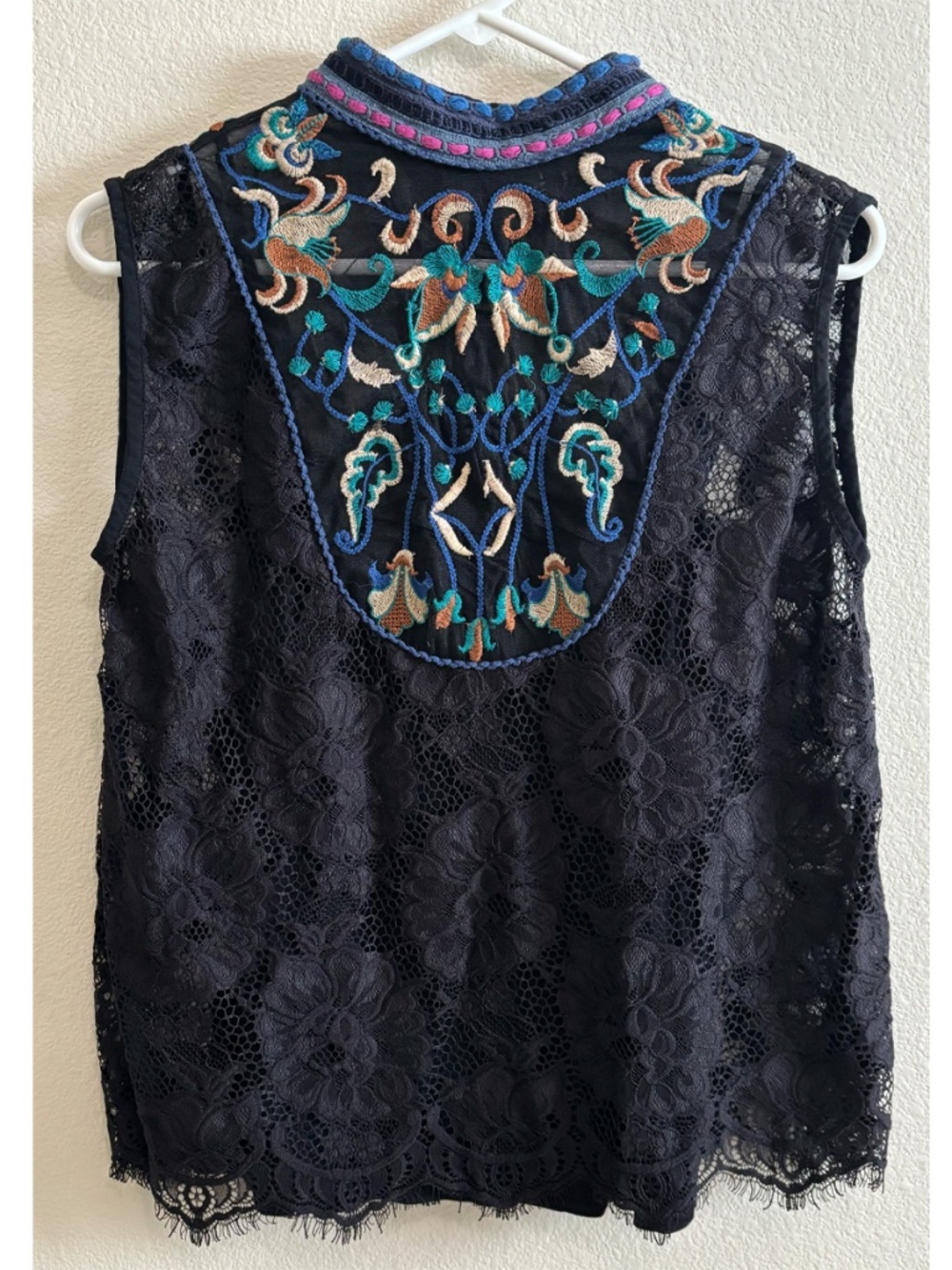 Anthropologie bl^nk Carmina Embroidered Lace Top